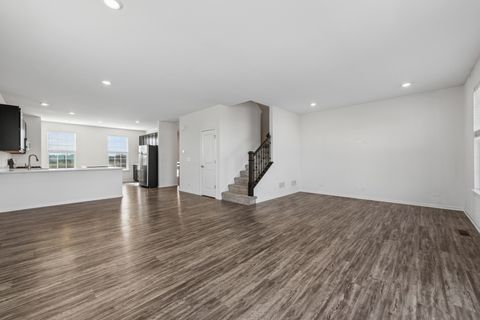 Tiny photo for 511 Cimmaron Circle, Crystal Lake, IL 60012 (MLS # 12604336)