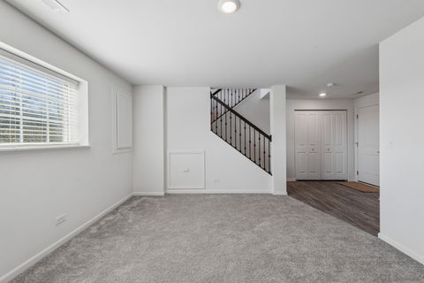 Tiny photo for 511 Cimmaron Circle, Crystal Lake, IL 60012 (MLS # 12604336)