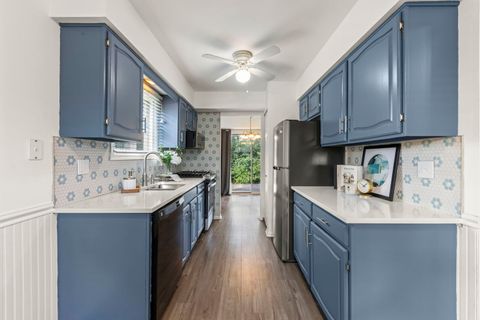 Tiny photo for 1516 Lighthouse Drive, Naperville, IL 60565 (MLS # 12458431)