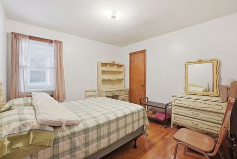 Tiny photo for 8305 S Paxton Avenue, Chicago, IL 60617 (MLS # 12610462)