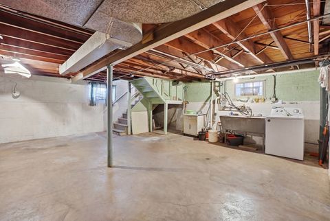 Tiny photo for 8305 S Paxton Avenue, Chicago, IL 60617 (MLS # 12610462)