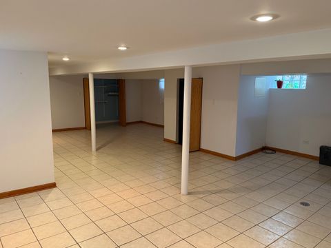 Tiny photo for 5705 S Nottingham Avenue, Chicago, IL 60638 (MLS # 12634152)