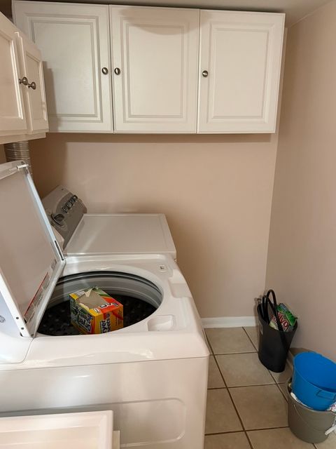 Tiny photo for 5705 S Nottingham Avenue, Chicago, IL 60638 (MLS # 12634152)