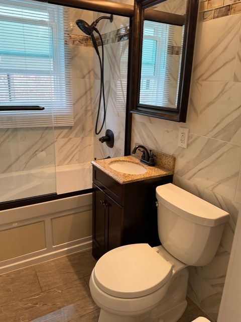 Tiny photo for 5705 S Nottingham Avenue, Chicago, IL 60638 (MLS # 12634152)