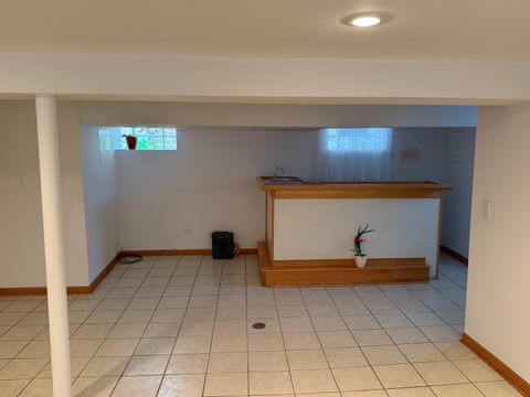 Tiny photo for 5705 S Nottingham Avenue, Chicago, IL 60638 (MLS # 12634152)