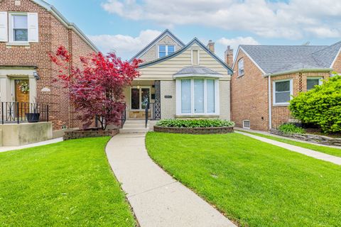 6847 W Shakespeare Avenue Chicago IL 60707