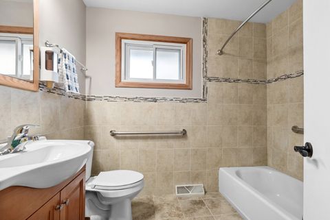 Tiny photo for 16417 George Drive, Oak Forest, IL 60452 (MLS # 12568762)