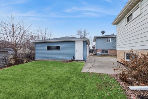 Tiny photo for 16417 George Drive, Oak Forest, IL 60452 (MLS # 12568762)