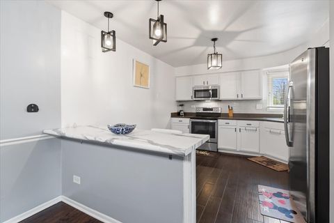 Tiny photo for 1255 W Prospect Avenue #109, Mount Prospect, IL 60056 (MLS # 12622123)