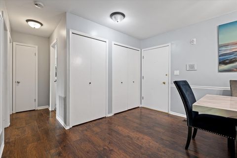 Tiny photo for 1255 W Prospect Avenue #109, Mount Prospect, IL 60056 (MLS # 12622123)