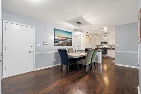 Tiny photo for 1255 W Prospect Avenue #109, Mount Prospect, IL 60056 (MLS # 12622123)