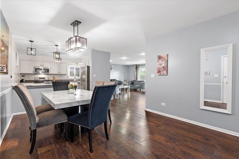 Tiny photo for 1255 W Prospect Avenue #109, Mount Prospect, IL 60056 (MLS # 12622123)