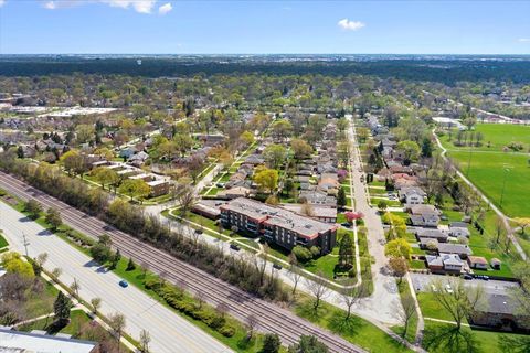 Tiny photo for 1255 W Prospect Avenue #109, Mount Prospect, IL 60056 (MLS # 12622123)