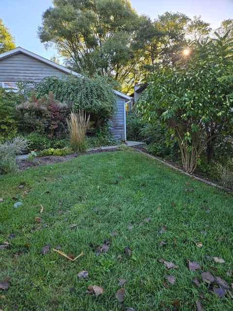 Tiny photo for 61 Highview Avenue, Fox Lake, IL 60020 (MLS # 12579862)