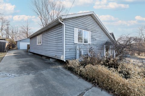 Tiny photo for 61 Highview Avenue, Fox Lake, IL 60020 (MLS # 12579862)