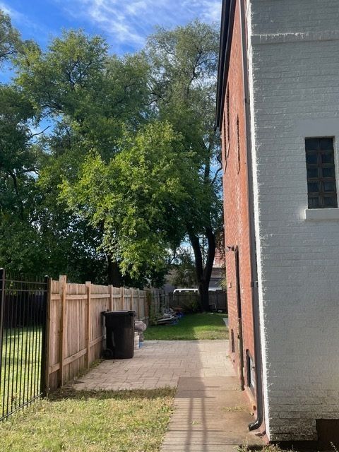 Tiny photo for 6812 S Saint Lawrence Avenue, Chicago, IL 60637 (MLS # 12506634)