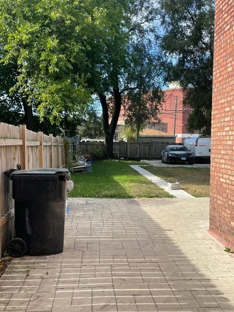 Tiny photo for 6812 S Saint Lawrence Avenue, Chicago, IL 60637 (MLS # 12506634)