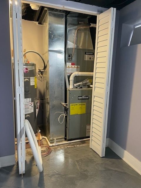 Tiny photo for 6812 S Saint Lawrence Avenue, Chicago, IL 60637 (MLS # 12506634)