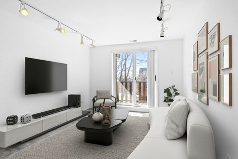 Tiny photo for 1125 Lake Cook Road #405, Northbrook, IL 60062 (MLS # 12558515)