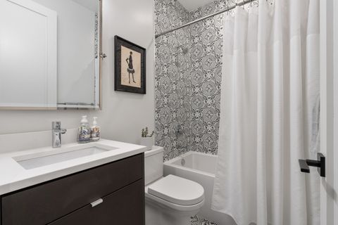 Tiny photo for 944 N Winchester Avenue #2, Chicago, IL 60622 (MLS # 12611407)