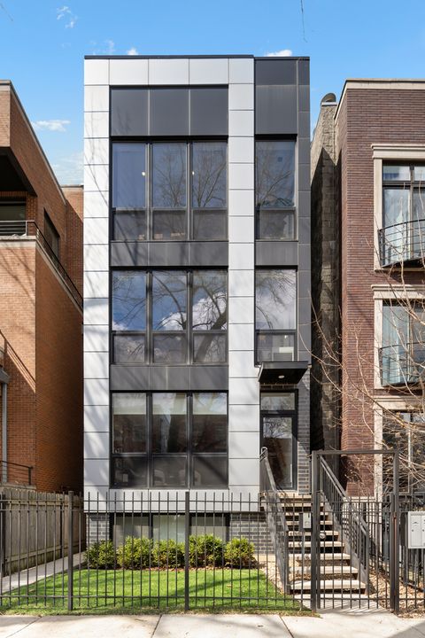 944 N Winchester Avenue 2 Chicago IL 60622