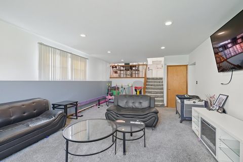 Tiny photo for 322 Central Avenue, Matteson, IL 60443 (MLS # 12505829)