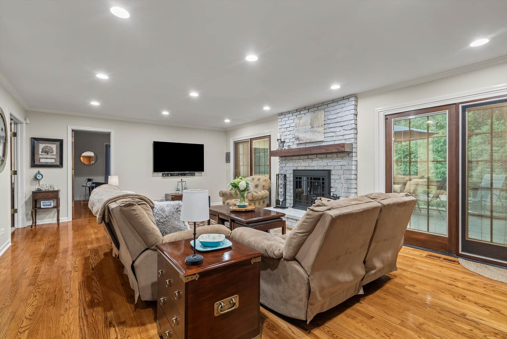 124 Hidden Oaks Drive