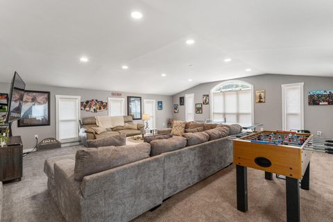 Tiny photo for 690 N Cove Court, Decatur, IL 62521 (MLS # 12423269)