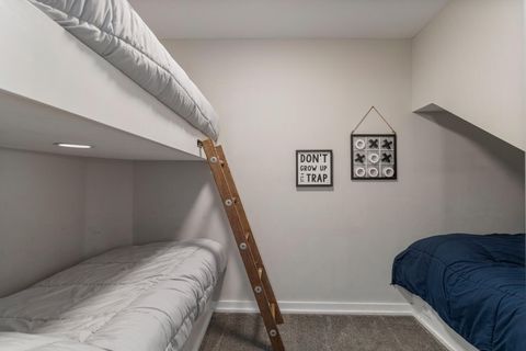 Tiny photo for 690 N Cove Court, Decatur, IL 62521 (MLS # 12423269)