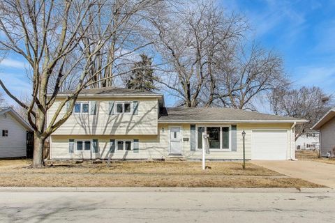 Photo of 54 Bonds Drive, Bourbonnais, IL 60914 (MLS # 12580588)
