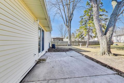 Tiny photo for 54 Bonds Drive, Bourbonnais, IL 60914 (MLS # 12580588)