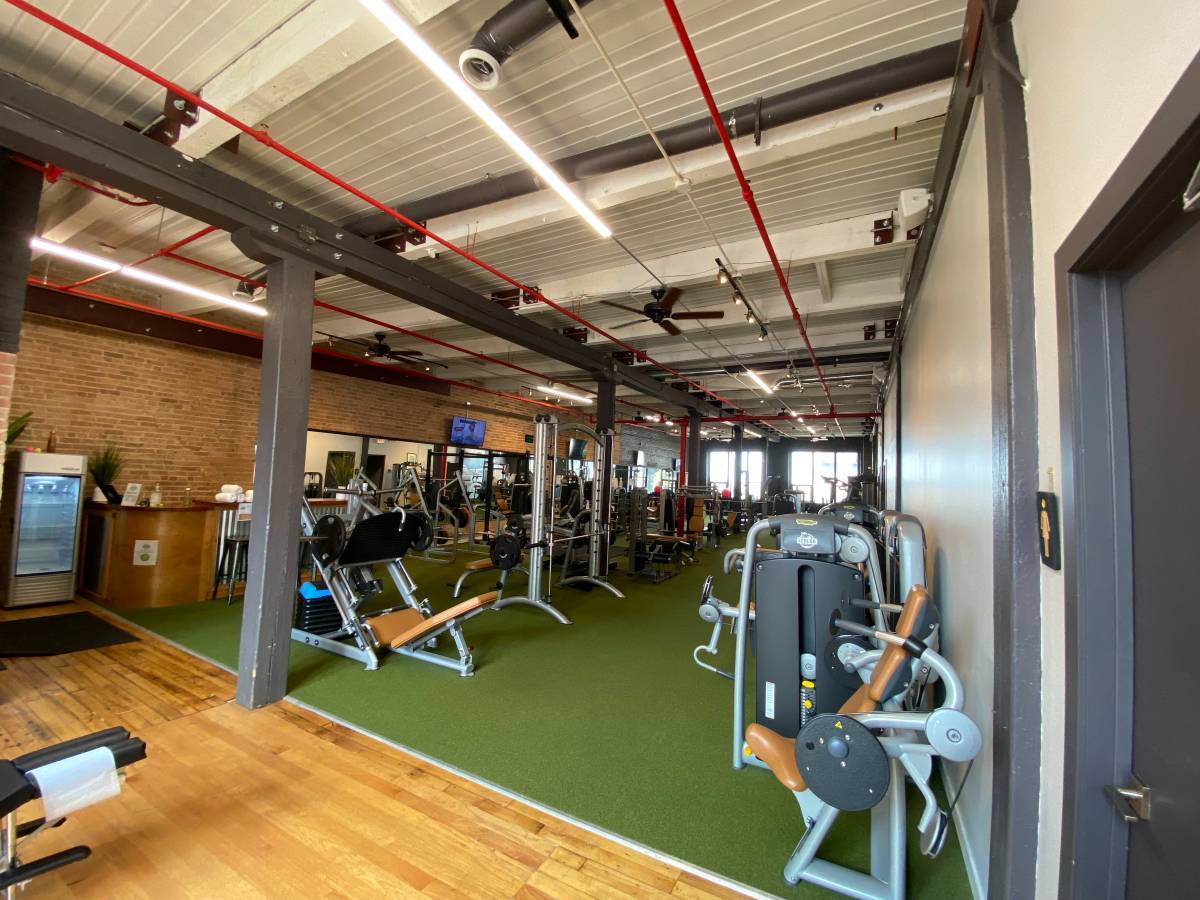 415 W Huron Street 5