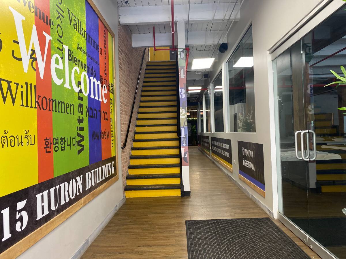 415 W Huron Street 5