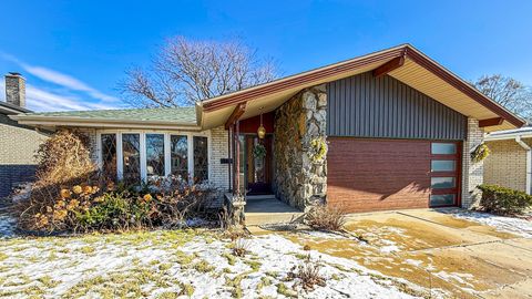 A home in Evergreen Park