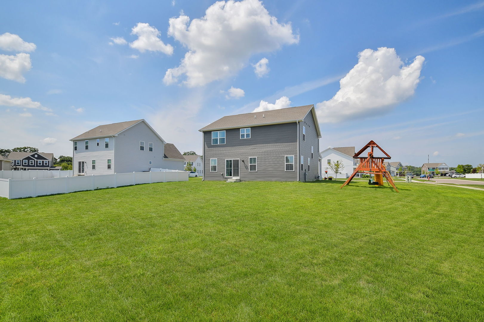 3098 Constitution Way