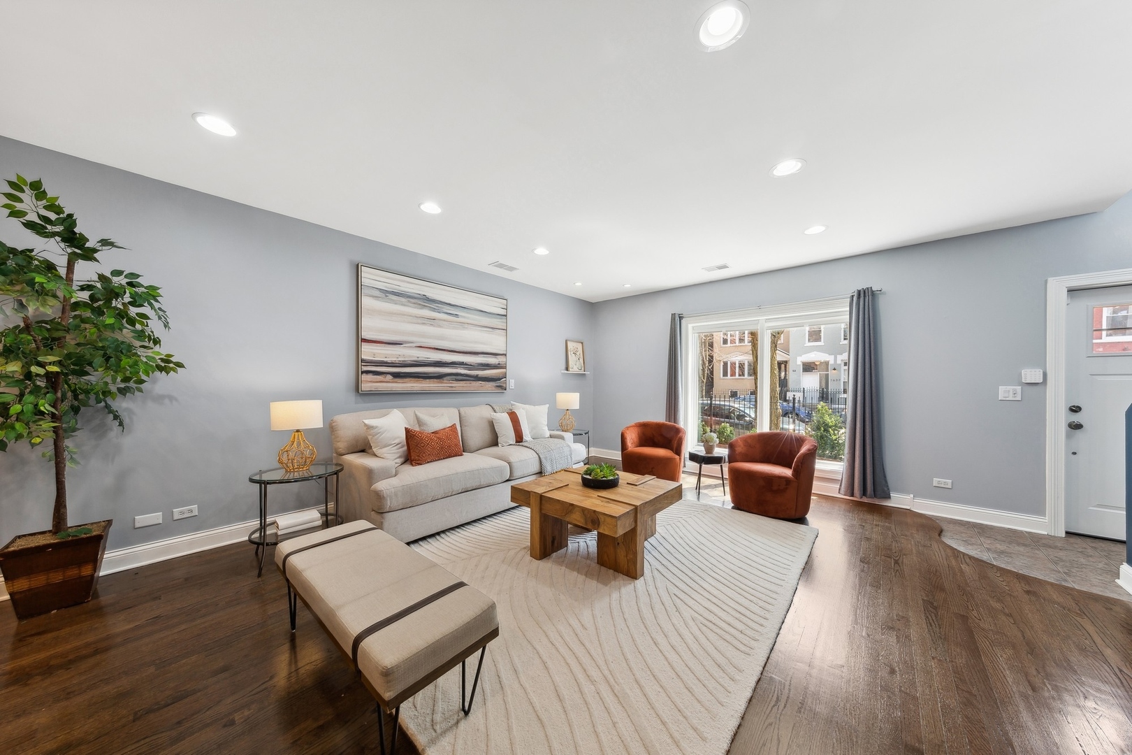 1636 W Huron Street