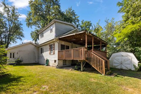 Tiny photo for 410 Chicago Avenue, Clarendon Hills, IL 60514 (MLS # 12466695)