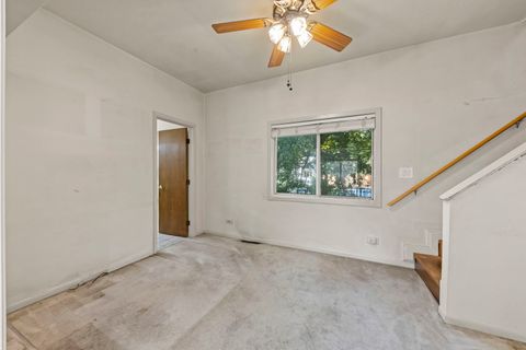 Tiny photo for 410 Chicago Avenue, Clarendon Hills, IL 60514 (MLS # 12466695)