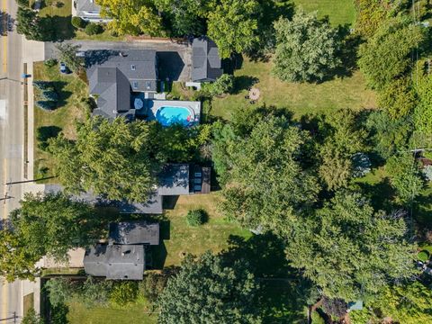 Tiny photo for 410 Chicago Avenue, Clarendon Hills, IL 60514 (MLS # 12466695)