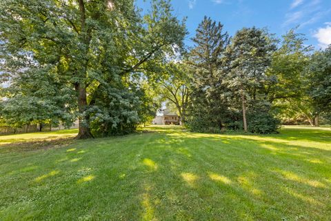 Tiny photo for 410 Chicago Avenue, Clarendon Hills, IL 60514 (MLS # 12466695)