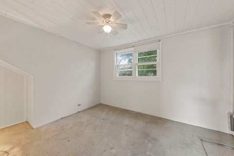 Tiny photo for 410 Chicago Avenue, Clarendon Hills, IL 60514 (MLS # 12466695)