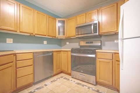 Tiny photo for 6830 W WINDING Trail #102, Oak Forest, IL 60452 (MLS # 12495096)