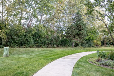 Tiny photo for 6830 W WINDING Trail #102, Oak Forest, IL 60452 (MLS # 12495096)