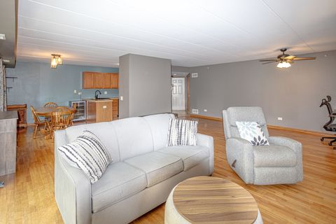 Tiny photo for 6830 W WINDING Trail #102, Oak Forest, IL 60452 (MLS # 12495096)