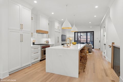 Tiny photo for 2118 N Sheffield Avenue #1, Chicago, IL 60614 (MLS # 12446232)