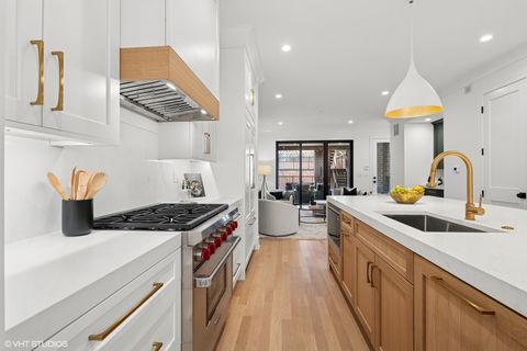 Tiny photo for 2118 N Sheffield Avenue #1, Chicago, IL 60614 (MLS # 12446232)