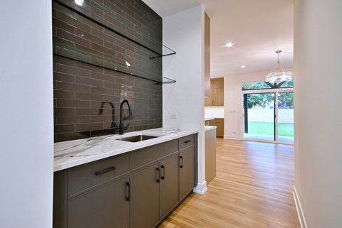 Tiny photo for 310 N Nottingham Avenue, Glenview, IL 60025 (MLS # 12757577)