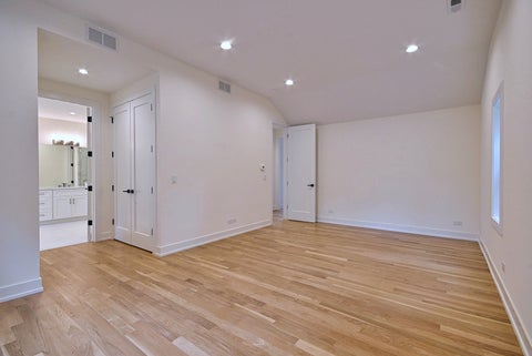 Tiny photo for 310 N Nottingham Avenue, Glenview, IL 60025 (MLS # 12757577)