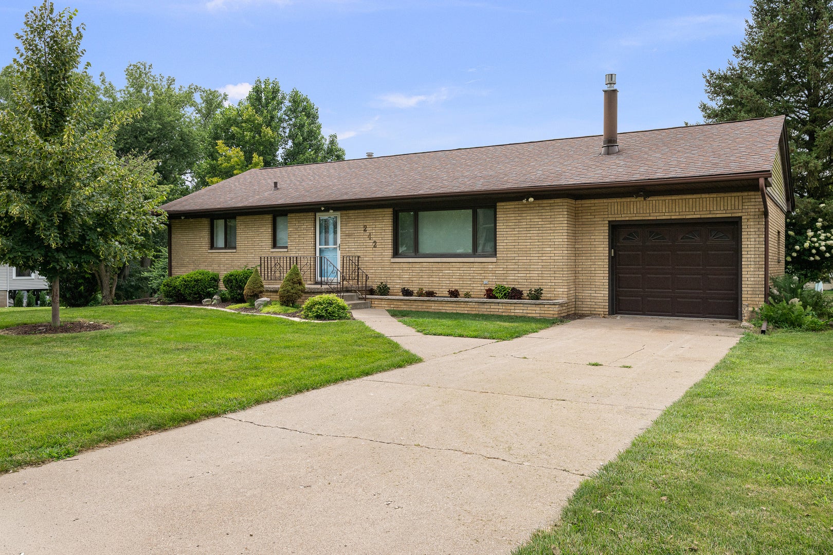 242 Orchard Court