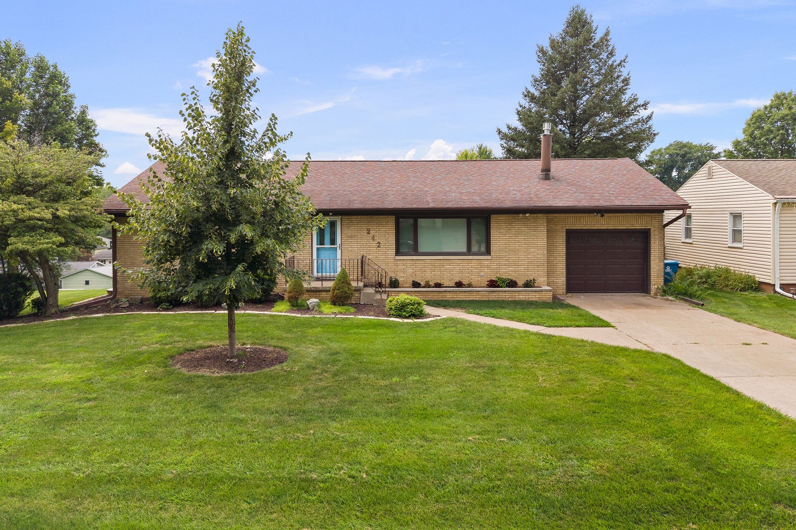 242 Orchard Court
